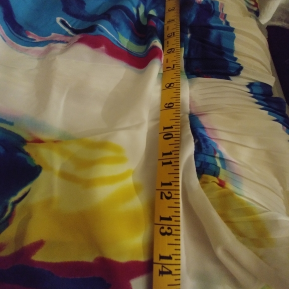 Sleeveless, strapless boho floral party dress - Picture 6 of 8